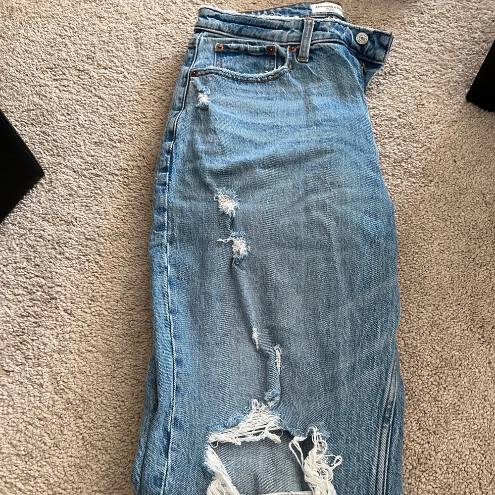 Abercrombie & Fit dad jeans